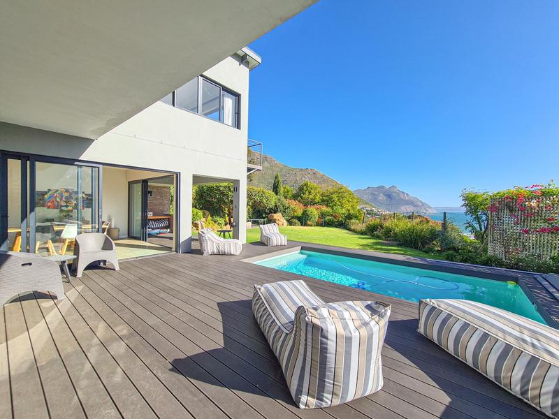 To Let 4 Bedroom Property for Rent in Hout Bay Western Cape